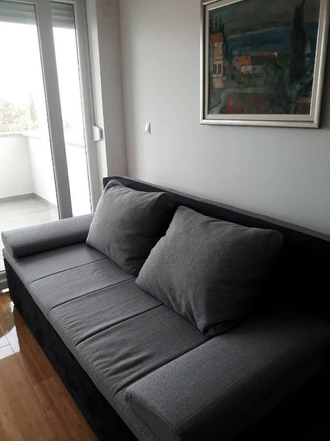 Apartman Dodo Новалья Экстерьер фото